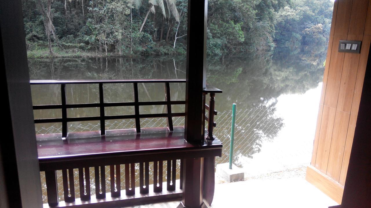 7Th Heaven Resorts Kochi Chambre photo